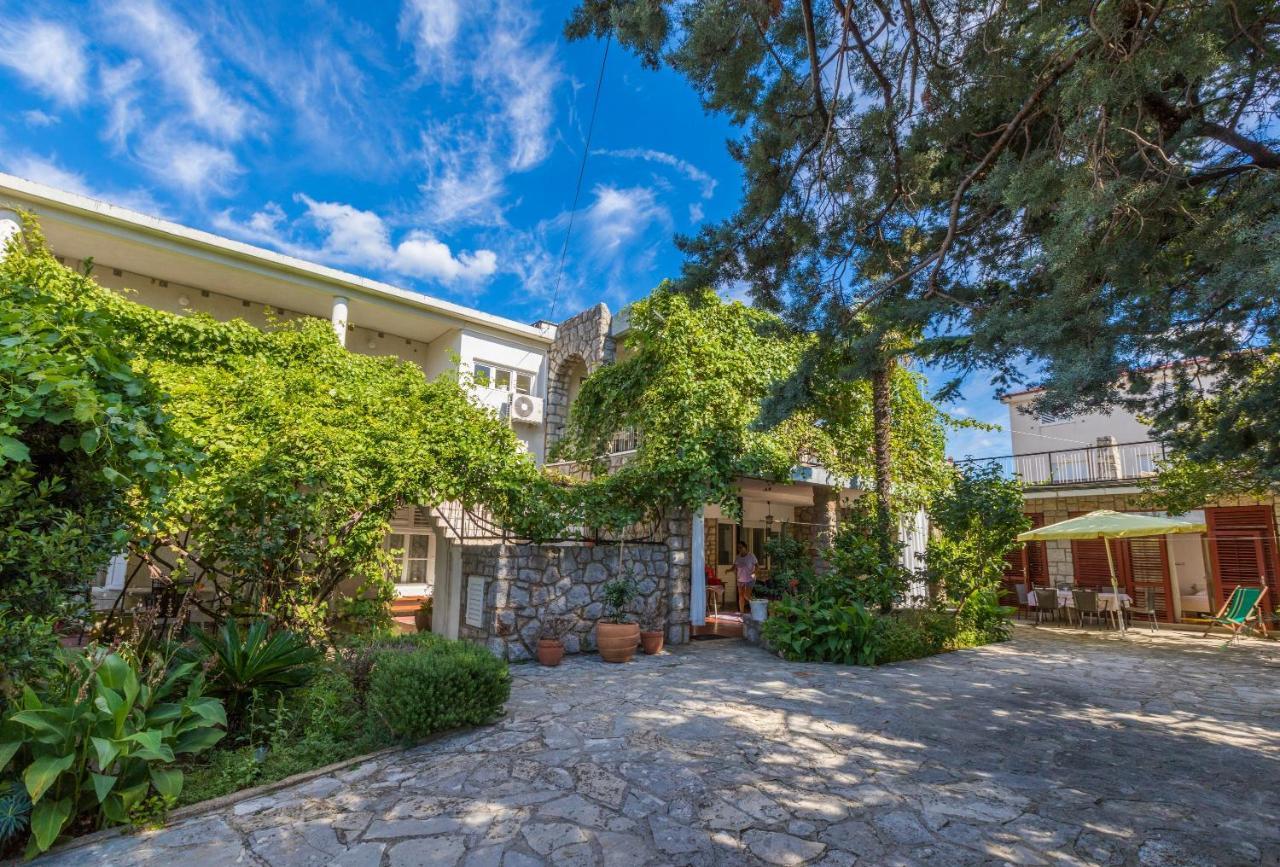 Apartments With A Parking Space Selce, Crikvenica - 2381 Экстерьер фото